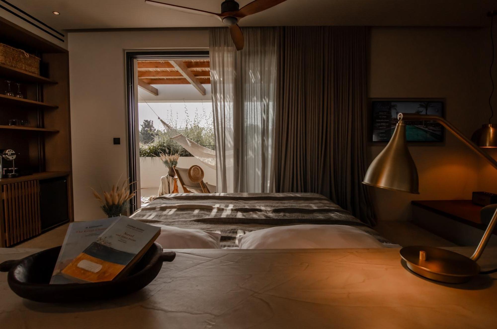 Theros All Suite Hotel - Adults Only بلدة كوس الغرفة الصورة